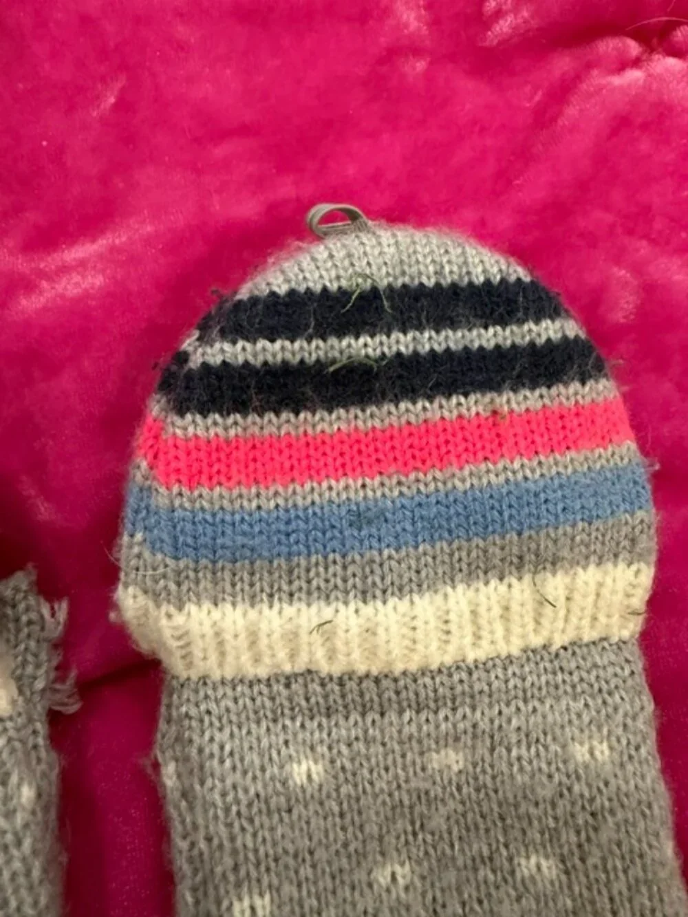 Vineyard Vines Girls Scarf, Beanie & Mittens Set